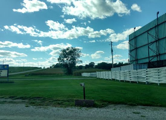 iowa/newton/landmark/valle-drive-in