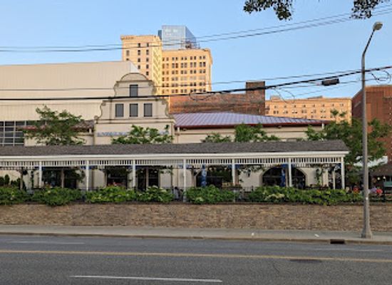 ohio/cleveland/landmark/hofbrauhaus-cleveland-ohio