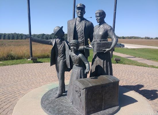iowa/iowa-great-lakes/landmark/promise-of-america-monument
