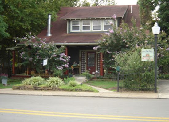 arkansas/fayetteville/landmark/stay-inn-style-bed-breakfast