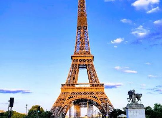 france/paris/landmark/warsaw-squarepara-foto-de-la-torre