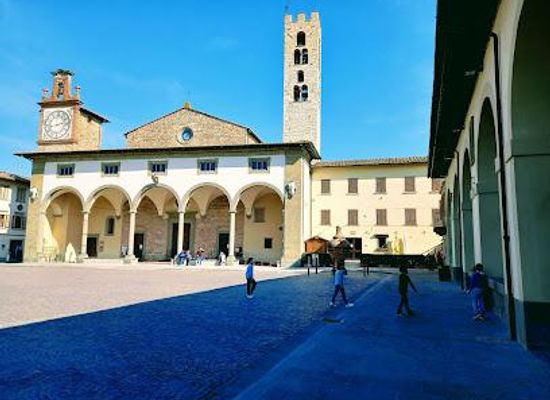 italy/chianti/landmark/piazza-buondelmonti