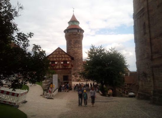 germany/upper-palatinate/landmark/imperial-castle-of-nuremberg