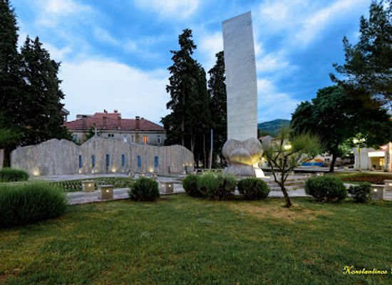 bosnia-and-herzegovina/trebinje/landmark/monument-to-the-defenders-of-trebinje-1991-1995