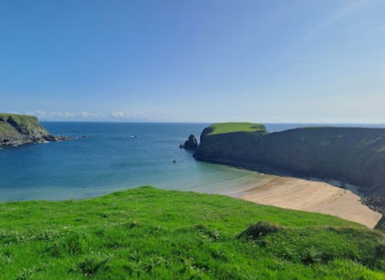 ireland/slieve-league-cliffs/landmark/wild-atlantic-way-discovery-point-malainn-bhig-malin-beg