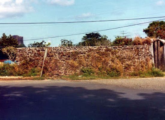 micronesia/kosrae-island/landmark/spanish-wall-park