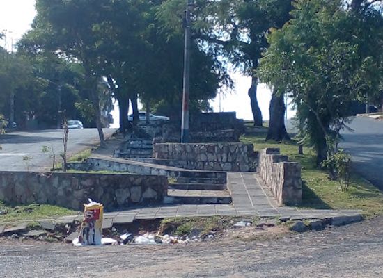 paraguay/central-department/landmark/paseo-central-e-e-u-u-e-15-y-16-proyectadas