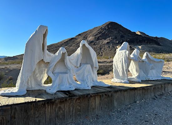 nevada/southern-nevada/landmark/labyrinth-at-rhyolite