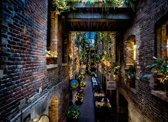 nebraska/omaha/landmark/passageway-gallery