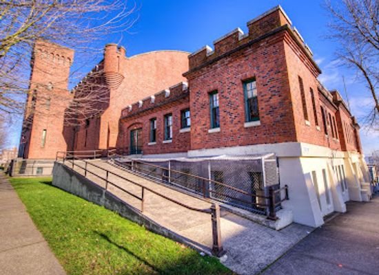 washington/tacoma/landmark/tacoma-armory