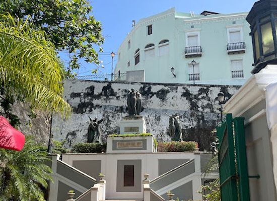 puerto-rico/san-juan/old-san-juan/landmark/fuente-de-la-herencia-de-las-americas