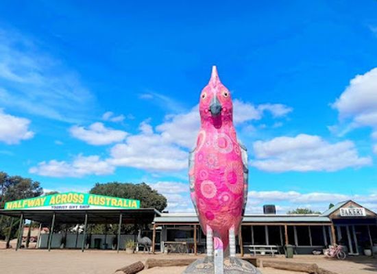 australia/south-australia/landmark/the-big-galah