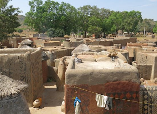burkina-faso/po/landmark/place-du-marche-de-tiebele