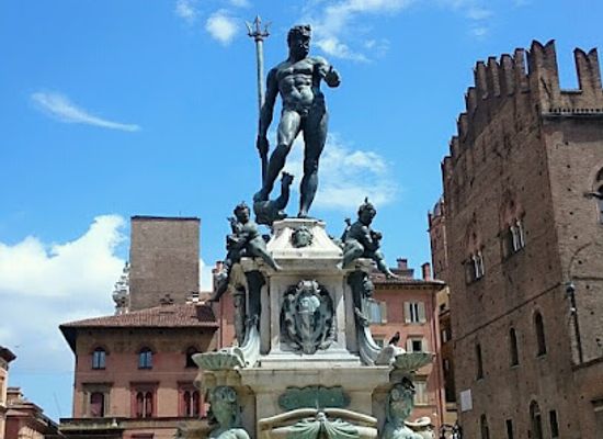 italy/emilia-romagna-riviera/landmark/fontana-del-nettuno