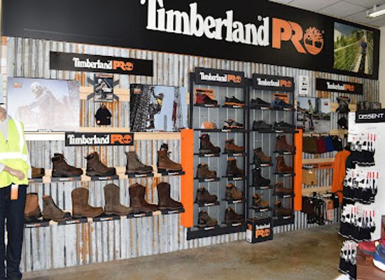 arkansas/timberlands/landmark/tops-shoes
