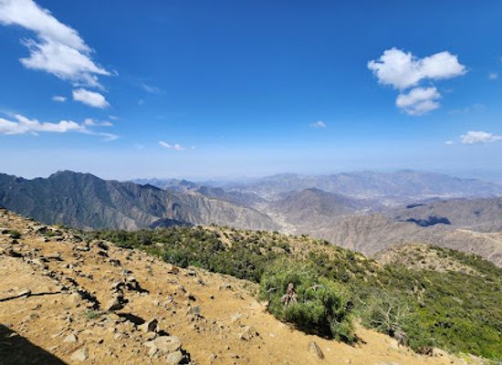 saudi-arabia/al-soudah-park/landmark/al-souda-mountain-pass-view-point