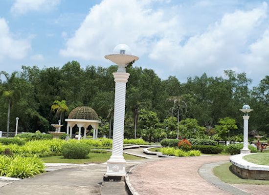 brunei/tutong/landmark/taman-jubli-perak