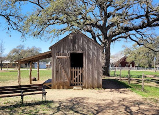 texas/east-texas/landmark/lyndon-b-johnson-national-historical-park-visitor-center-and-park-headquarters