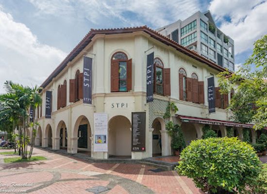 singapore/holland-village/landmark/stpi-creative-workshop-and-gallery