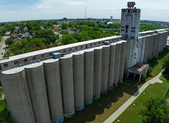 nebraska/omaha/landmark/omaha-grain-silos