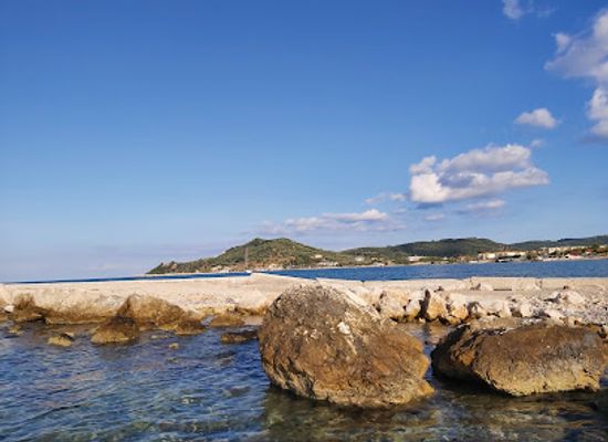 greece/zakynthos/landmark/alykes-beach