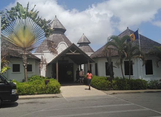 barbados/welchman-hall/landmark/harrison-s-cave-eco-adventure-park