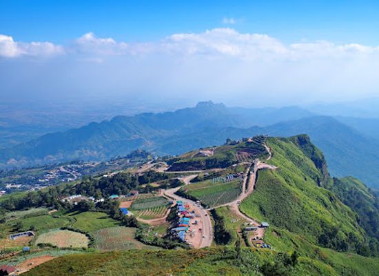 thailand/phetchabun-mountains/landmark/phu-phaeng-ma