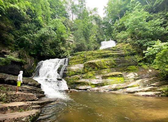 north-carolina/foothills/landmark/laurel-falls