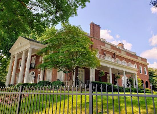 west-virginia/metro-valley/landmark/west-virginia-governor-s-mansion