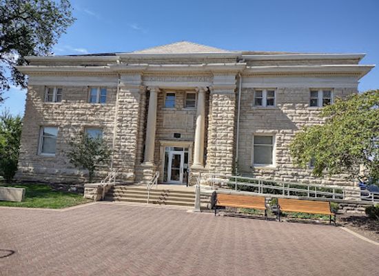 kansas/manhattan/landmark/manhattan-carnegie-library-building