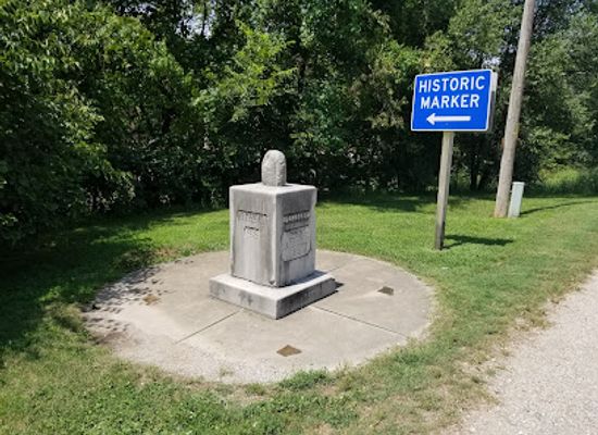 oklahoma/cross-timbers/landmark/ar-mo-ok-tri-state-marker