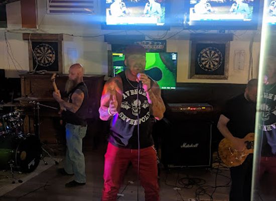 illinois/oak-lawn/landmark/the-irish-rebel-pub