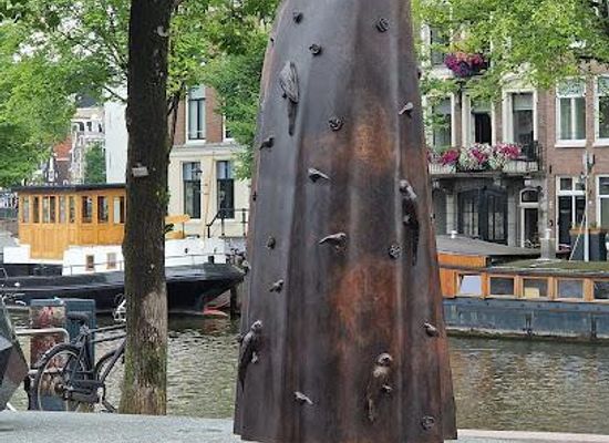 netherlands/amsterdam/landmark/waterlooplein