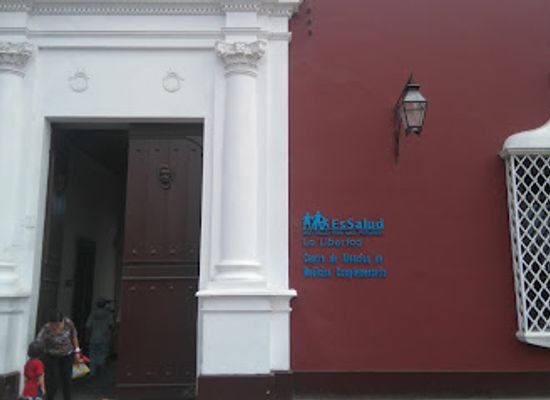 peru/trujillo/landmark/casa-bracamonte