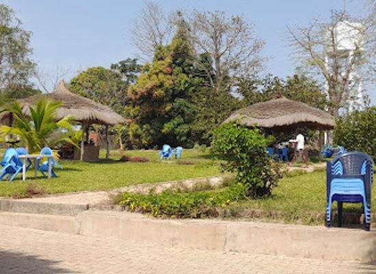 guinea-bissau/tombali-region/landmark/canafistra-crescendo-a-beira-rio