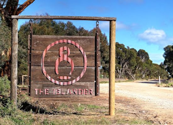 australia/kangaroo-island/landmark/the-islander-estate-vineyards-kangaroo-island-wines