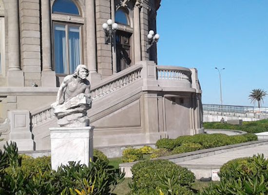 uruguay/montevideo/carrasco/landmark/el-acecho-escultura