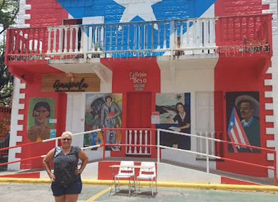 puerto-rico/arecibo-region/landmark/bandera-pr-arecibo