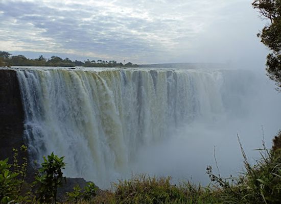 zambia/victoria-falls-area/landmark/the-victoria-falls-world-heritage-site