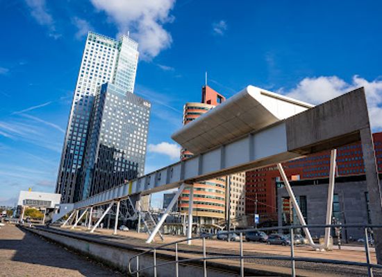 netherlands/rotterdam/kop-van-zuid/landmark/mer-mit-s-view-spot