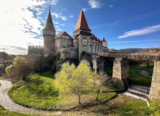 romania/moldova-area/landmark/castelul-corvinilor-corvins-castle