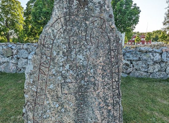 sweden/sodermanland/landmark/sodermanlands-runinskrifter-111