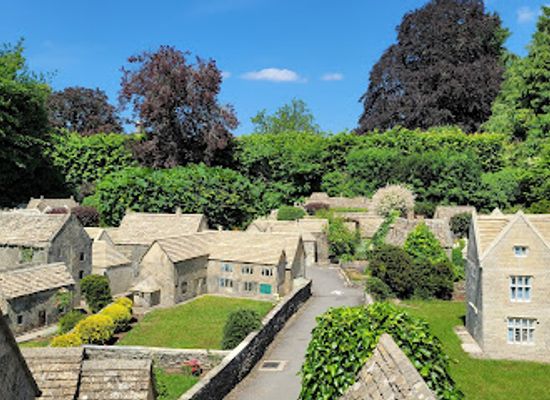 united-kingdom/the-cotswolds/attraction/the-model-village-2