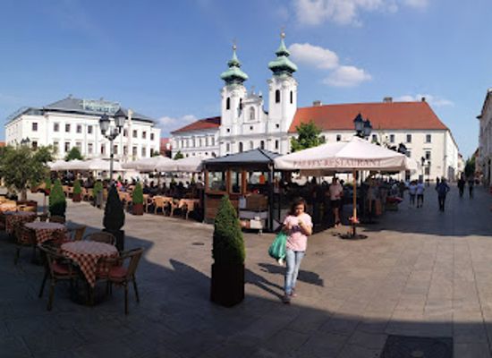 hungary/transdanubia/landmark/szechenyi-ter