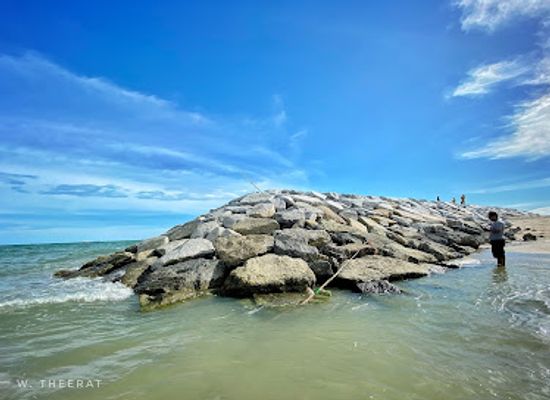 thailand/rayong/rayong-beach/landmark/saeng-chan-beach