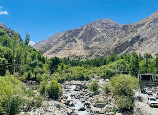 india/ladakh/landmark/turtuk-waterfall