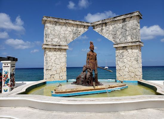 mexico/cozumel/landmark/monumento-al-mestizaje