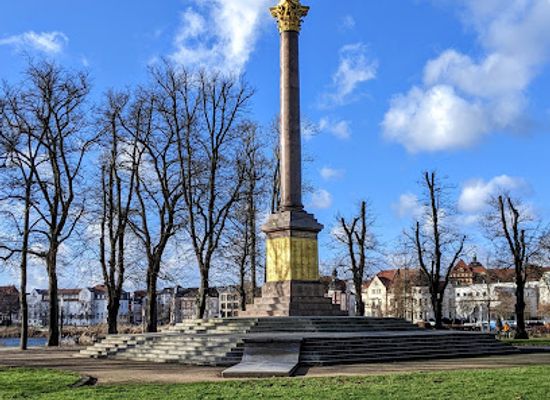 germany/mecklenburg/landmark/schwerin-victory-column