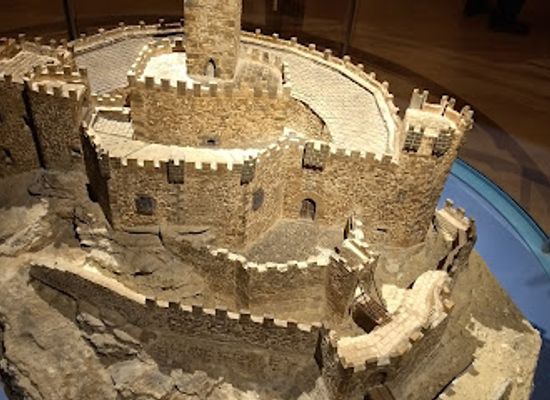 spain/navarre/landmark/castillo-de-javier