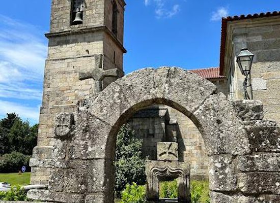 portugal/minho/landmark/chafariz-do-campo-da-feira